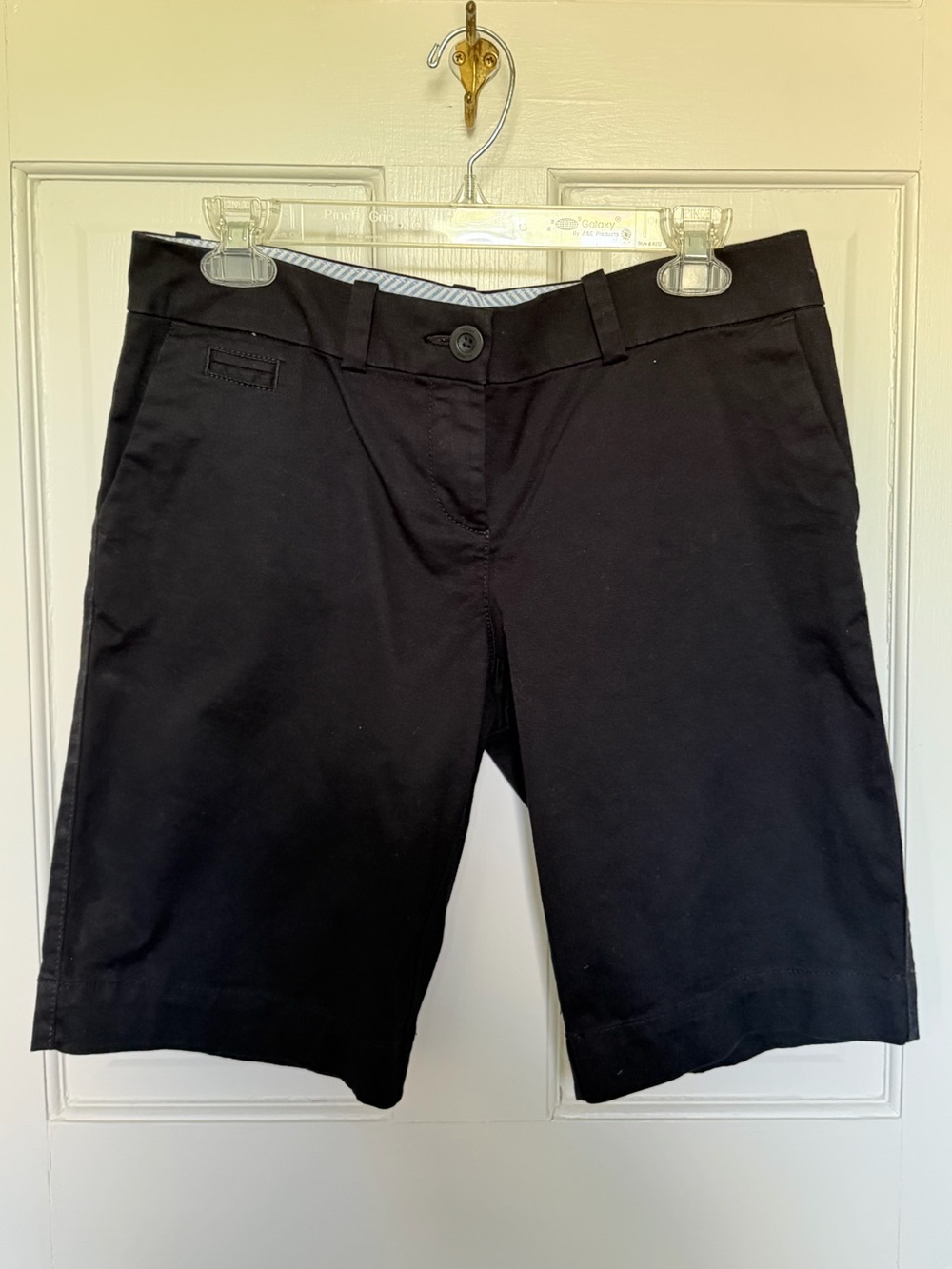 3 for $30 Tommy Hilfiger Black Women's Bermuda Shorts Size 4
